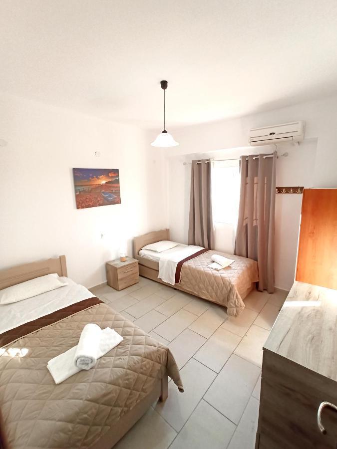 Villa Pouliezos Apartments Alykanas  Eksteriør billede