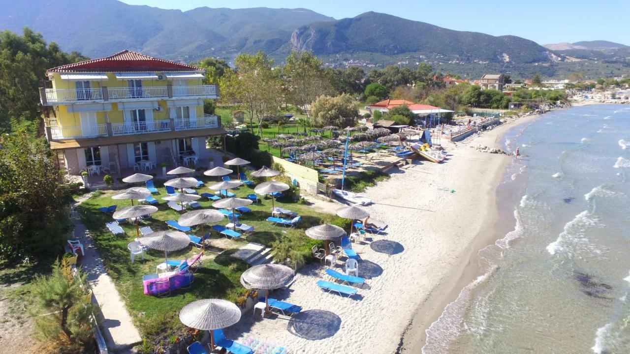Villa Pouliezos Apartments Alykanas  Eksteriør billede